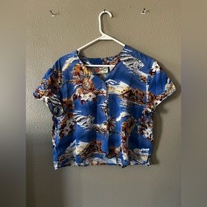 The Hawaiian Original Women’s Shirt Size Large